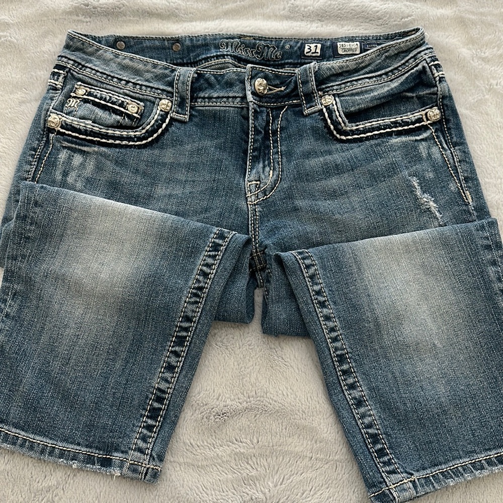 Miss Me Cropped Jean